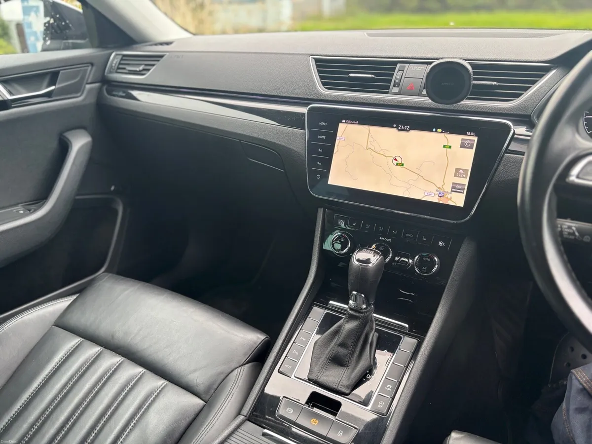 Skoda Superb L&K 2017 Automatic - Image 2