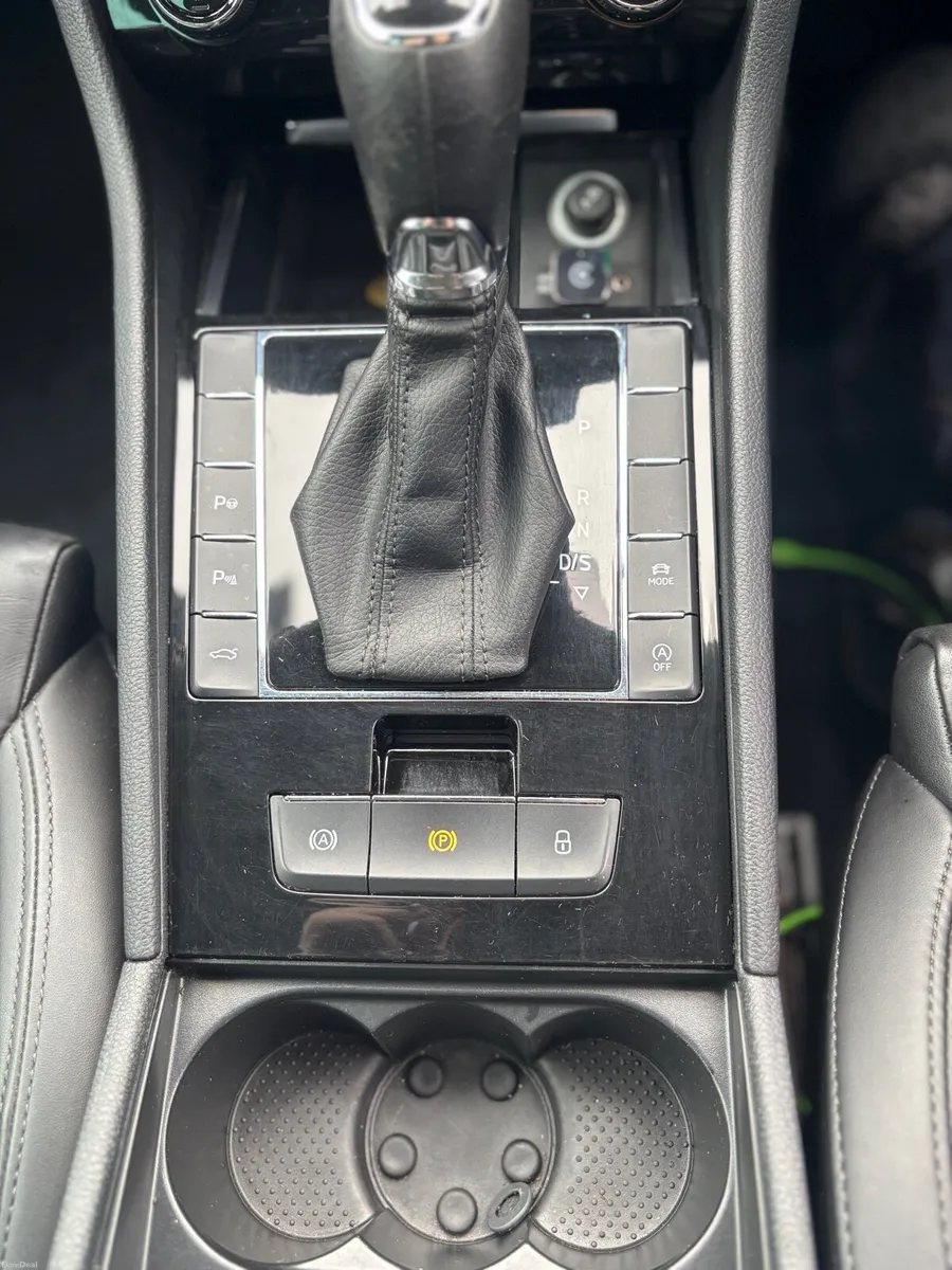 Skoda Superb L&K 2017 Automatic - Image 3