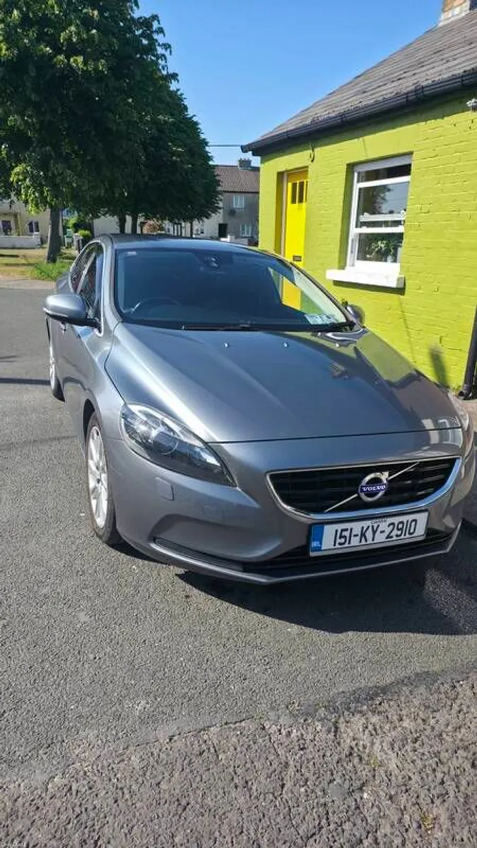 2015 Volvo V40 D3 5 cylinder 150hp - Image 1