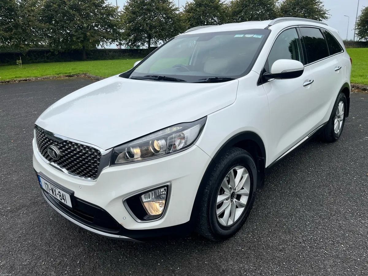 Mint 17 Kia Sorento 7 seater High spec - Image 3