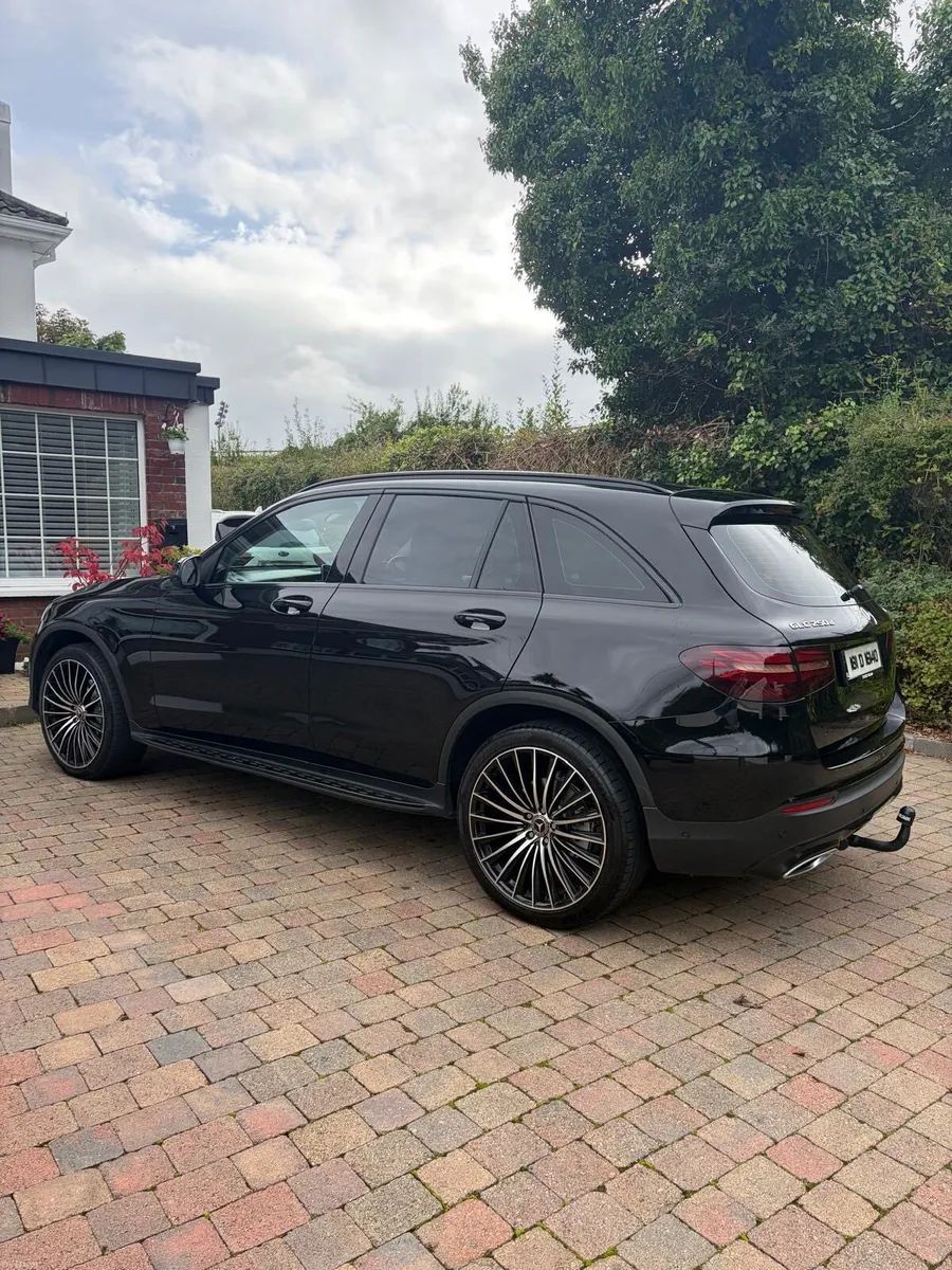 Mercedes Benz GLC 250 AMG - Image 3