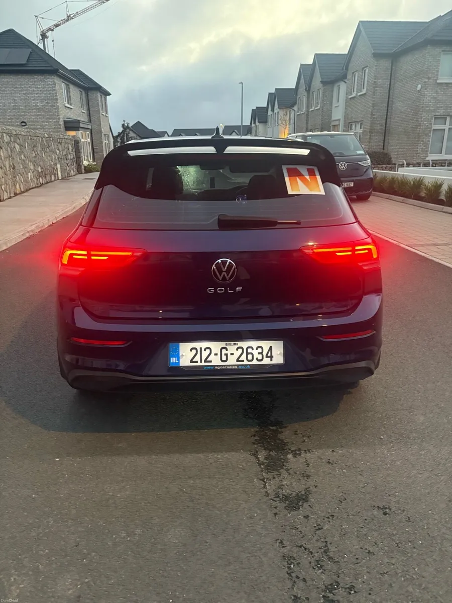 212 Volkswagen Golf tdi life - Image 4