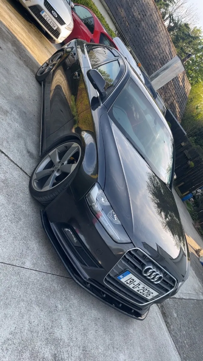Audi A4 2013 - Image 2