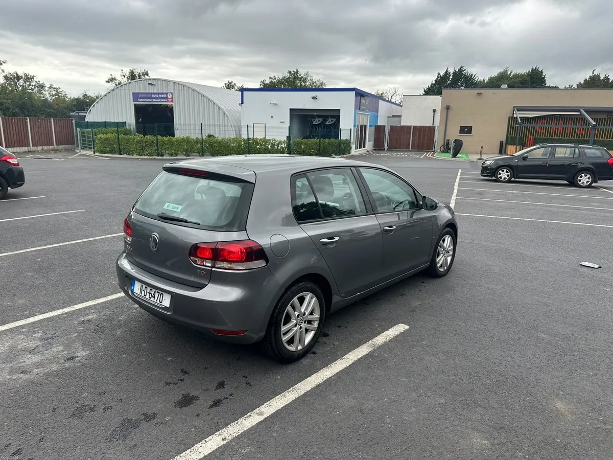 Car - Image 3
