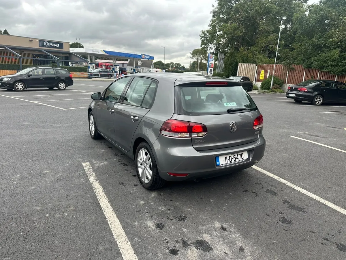 Car - Image 4