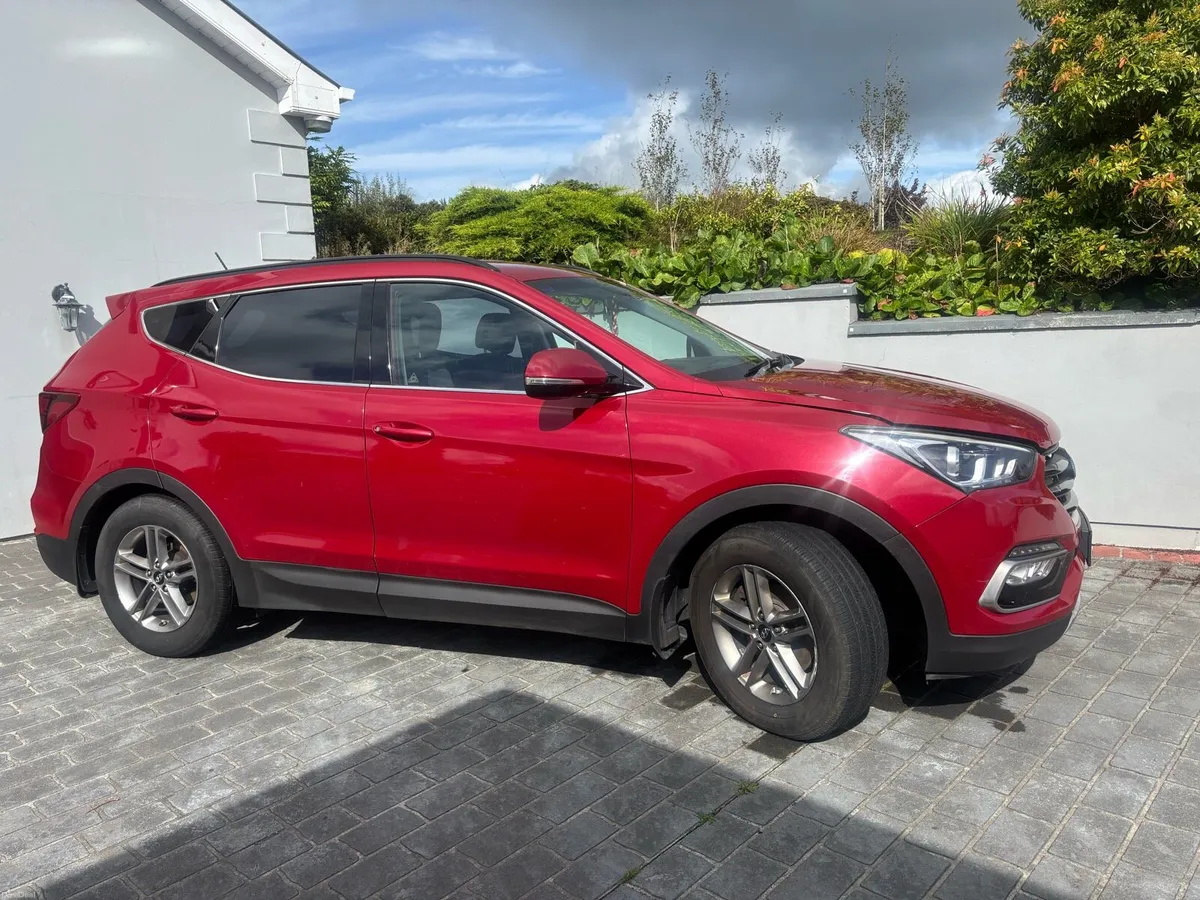 Hyundai Santa Fe - Image 2