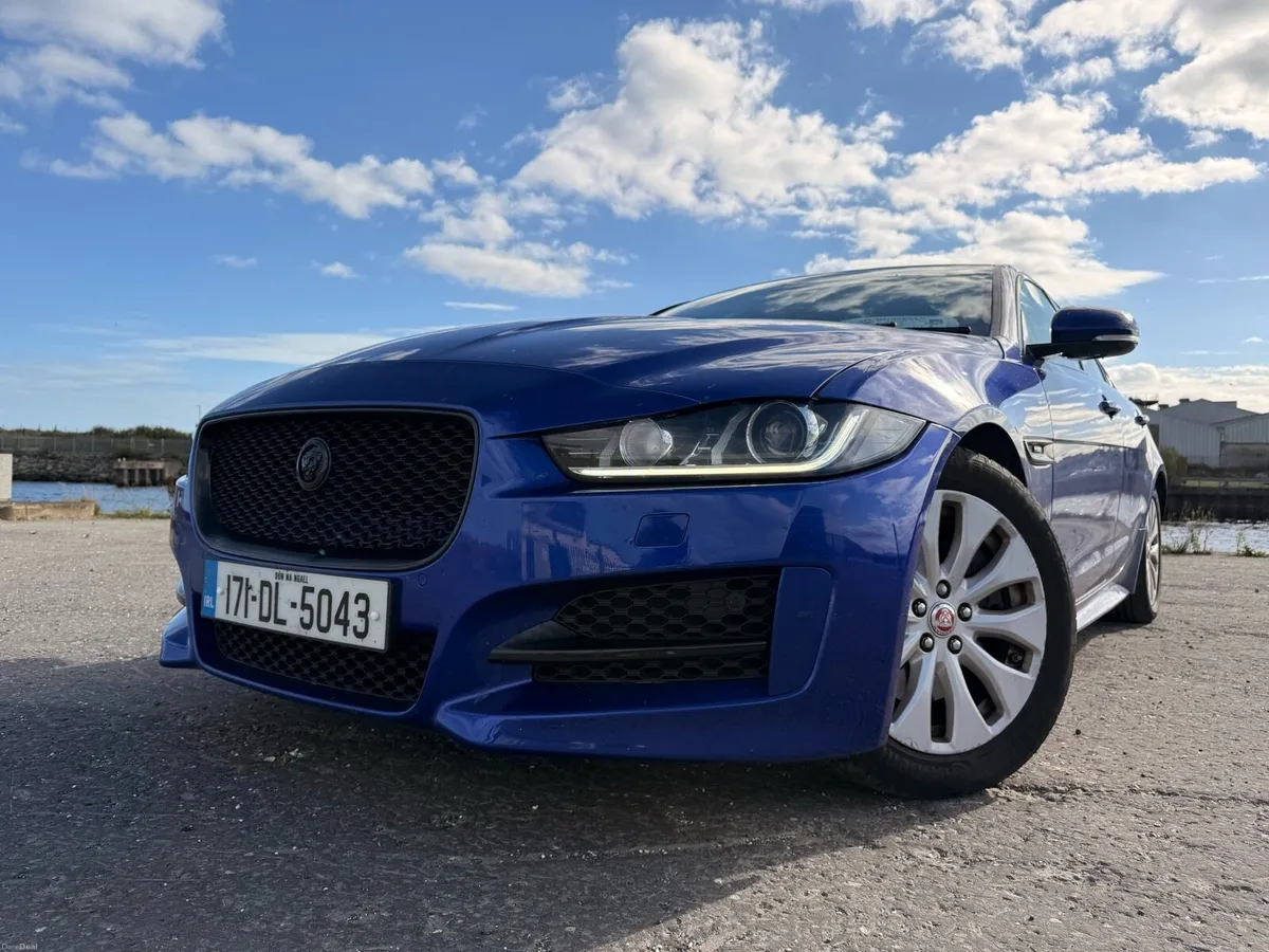 2017 Jaguar XE R-Sport 180ps High Spec - Image 4