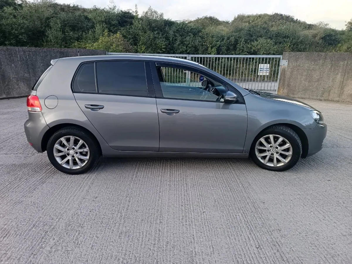 Golf 1.6 T. D. I /N. C. T jan/27 - Image 6