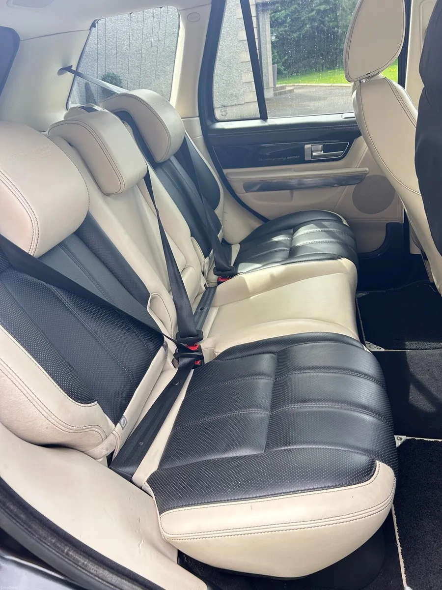 Car - Image 5