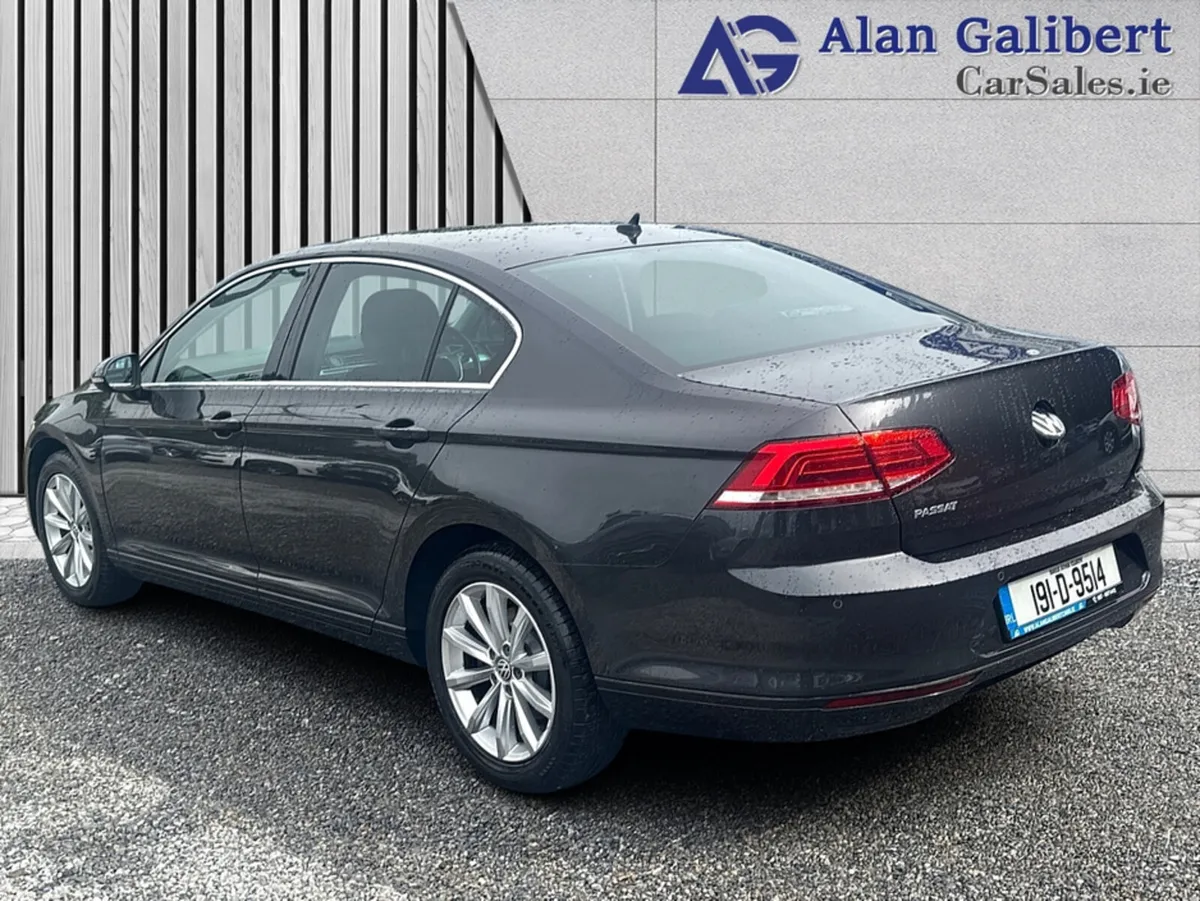 Volkswagen Passat COMFORTLINE 2.0 TDI 150HP - Image 2