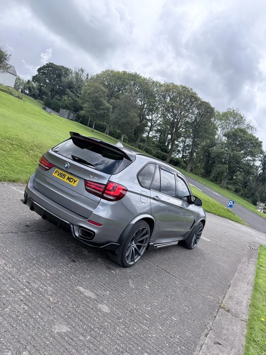BMW x5 - Image 1