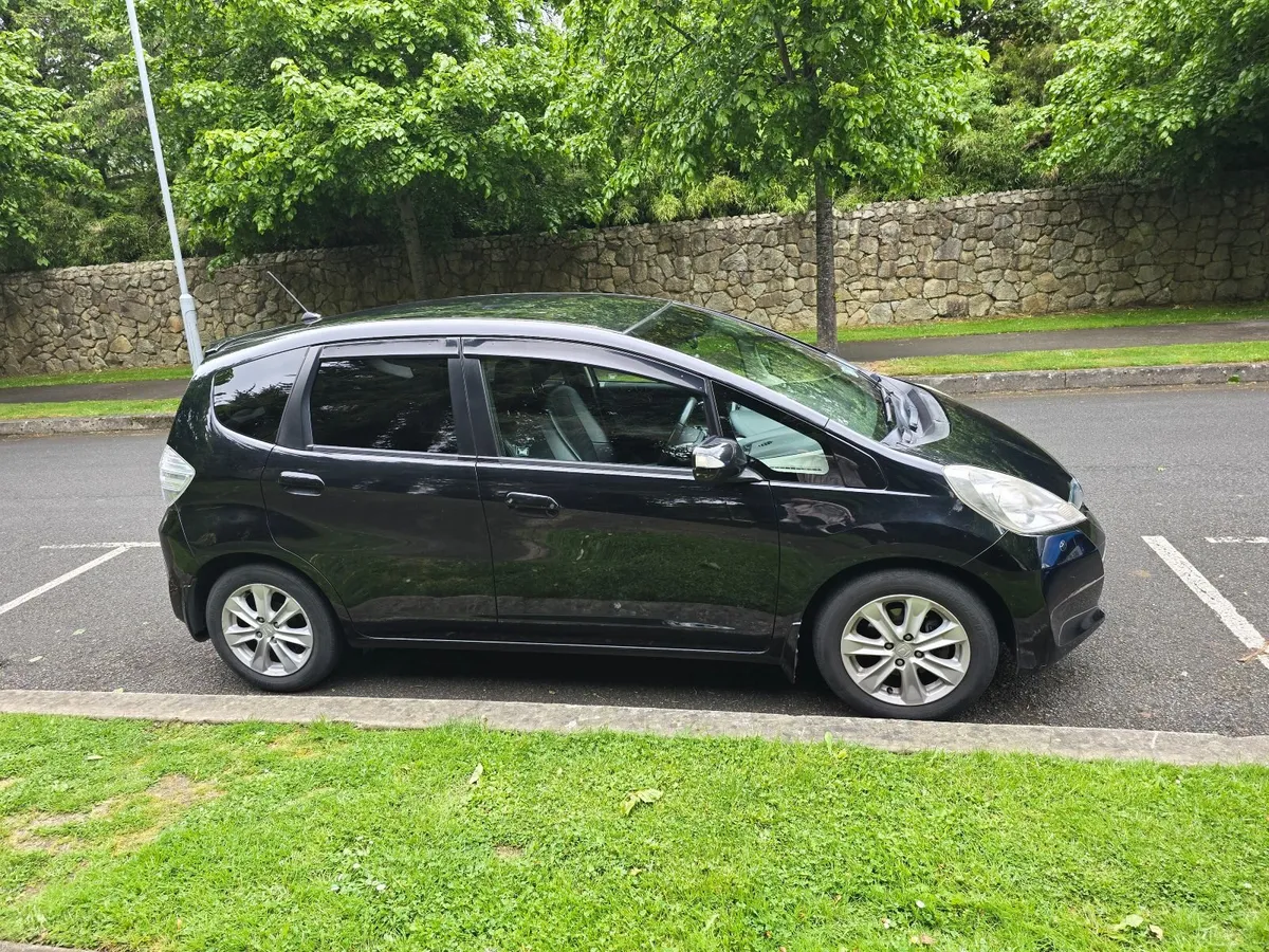 Honda Fit 2011 - Image 5