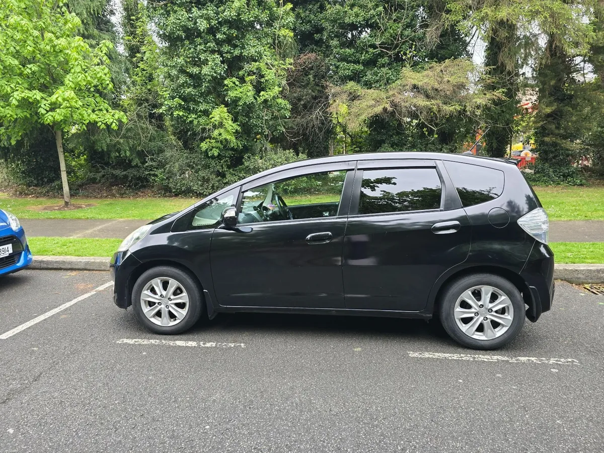 Honda Fit 2011 - Image 4