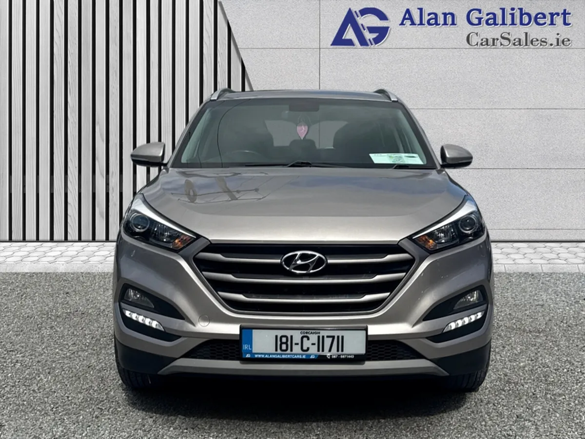 Hyundai Tucson EXECUTIVE 1.7 DIESEL - Image 4