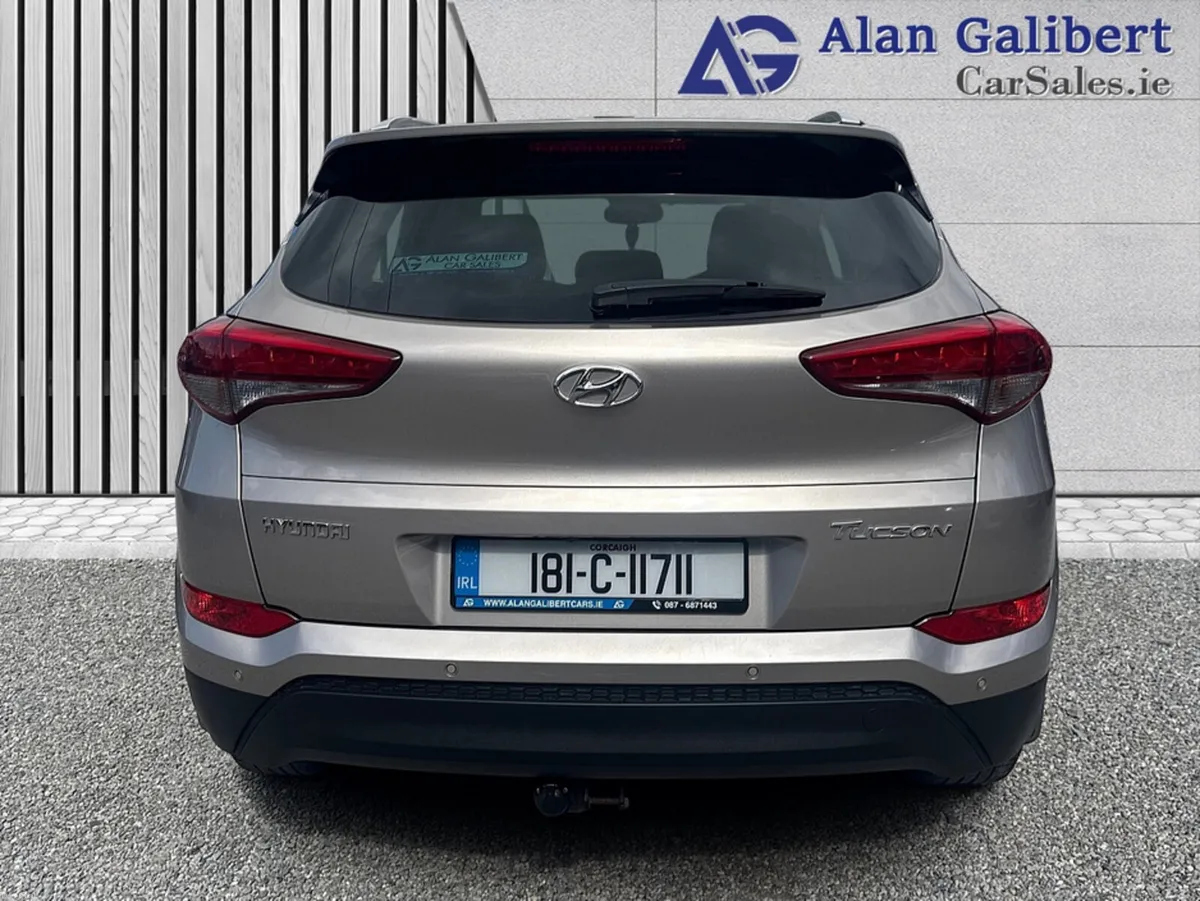 Hyundai Tucson EXECUTIVE 1.7 DIESEL - Image 6