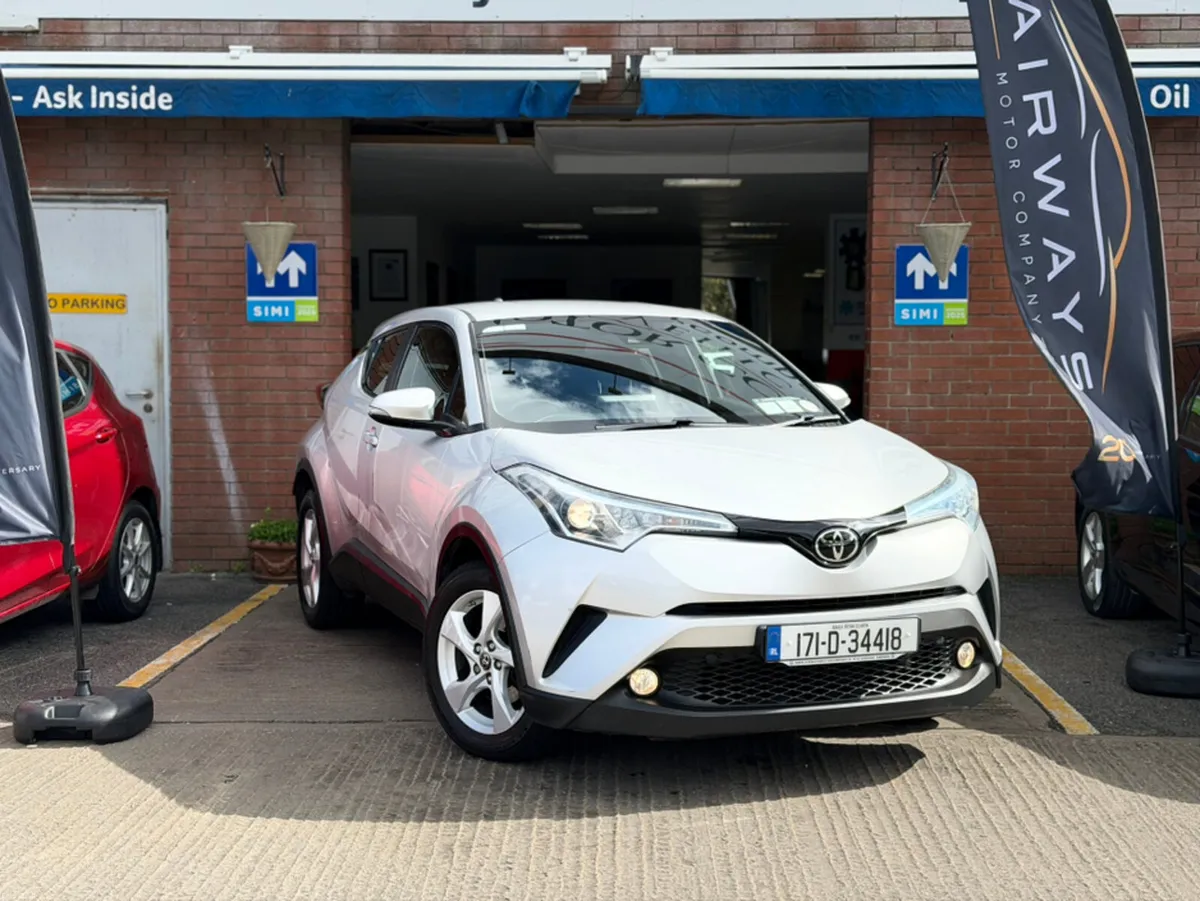Toyota C-HR 1.2T LUNA 5DR - VERY LOW KMS - Image 4