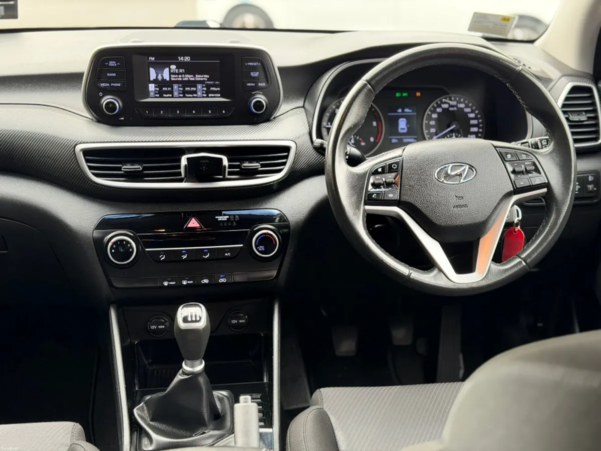 Hyundai Tucson 1.6 COMFORT DIESEL 5DR - Image 3