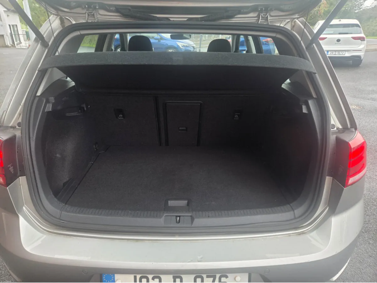 Volkswagen Golf CL 1.0 TSI MANUAL 6SPEED FWD 5DR 1 - Image 5