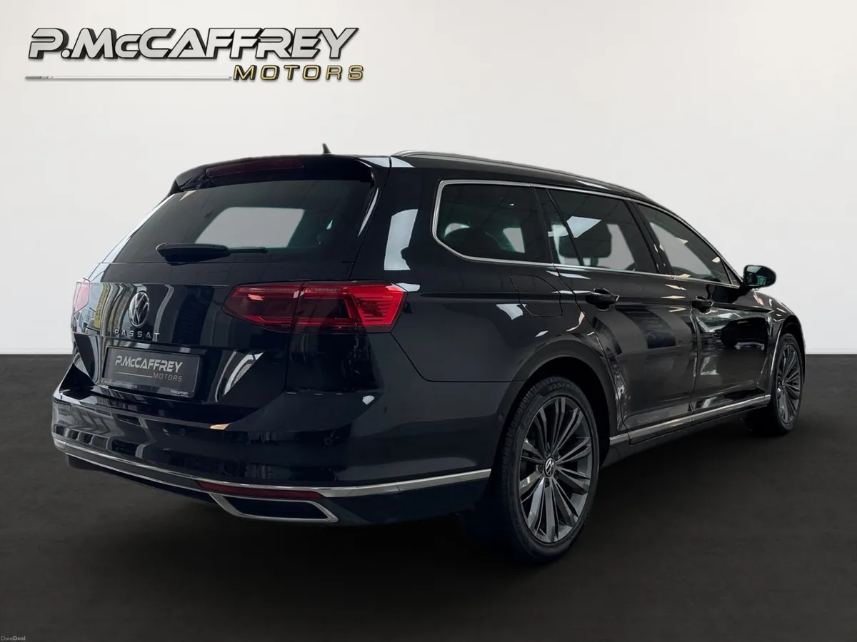 2021 VOLKSWAGEN PASSAT 2.0 TDI ELEGANCE AUTO SUNRO - Image 5