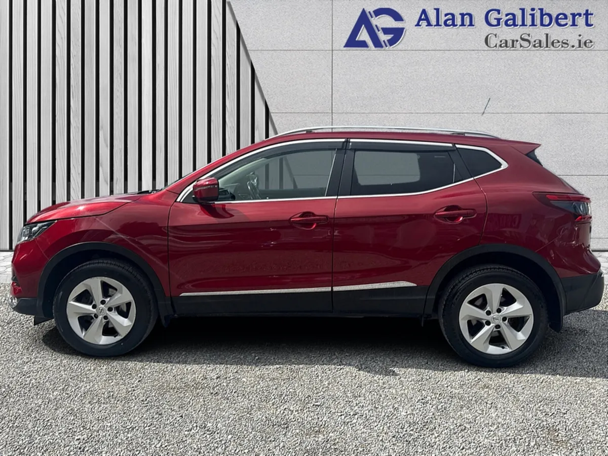 Nissan Qashqai 1.3 PETROL SUNROOF - Image 5