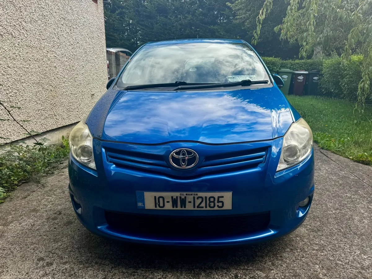 Toyota Auris 1.4 Diesel - Image 2