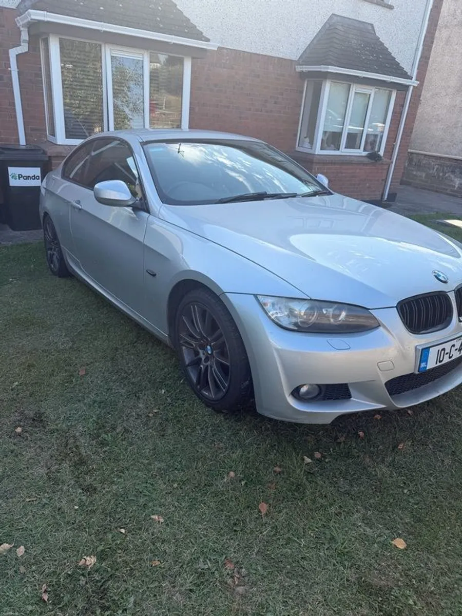 2010 Bmw 320 - Image 4