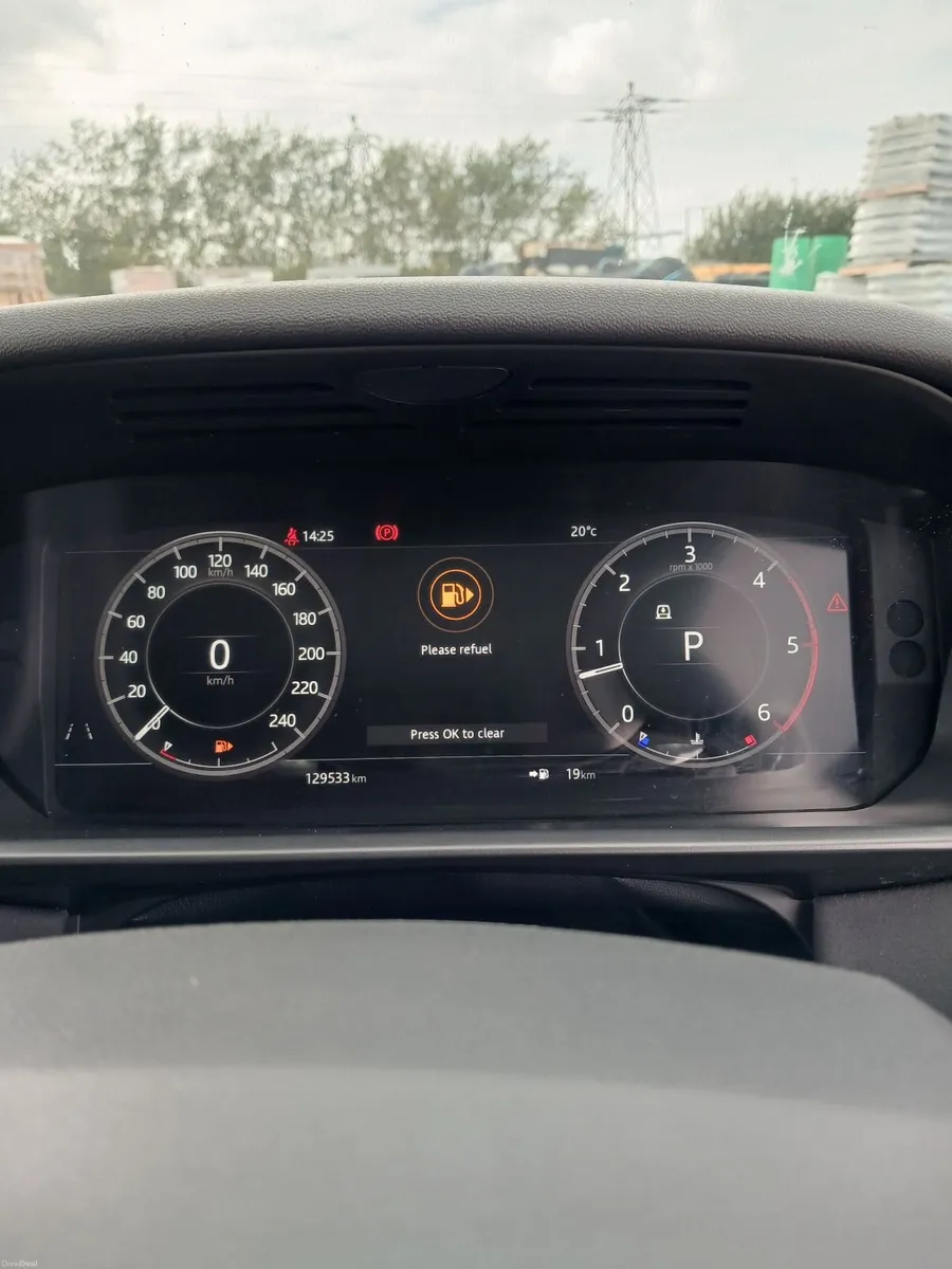 Land Rover Discovery 2020 - Image 6