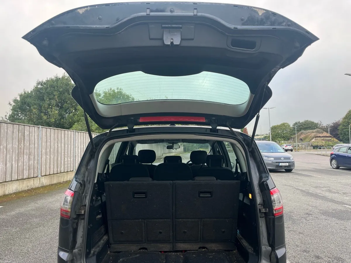 2014 (142) Ford S-Max. Black. - Image 4