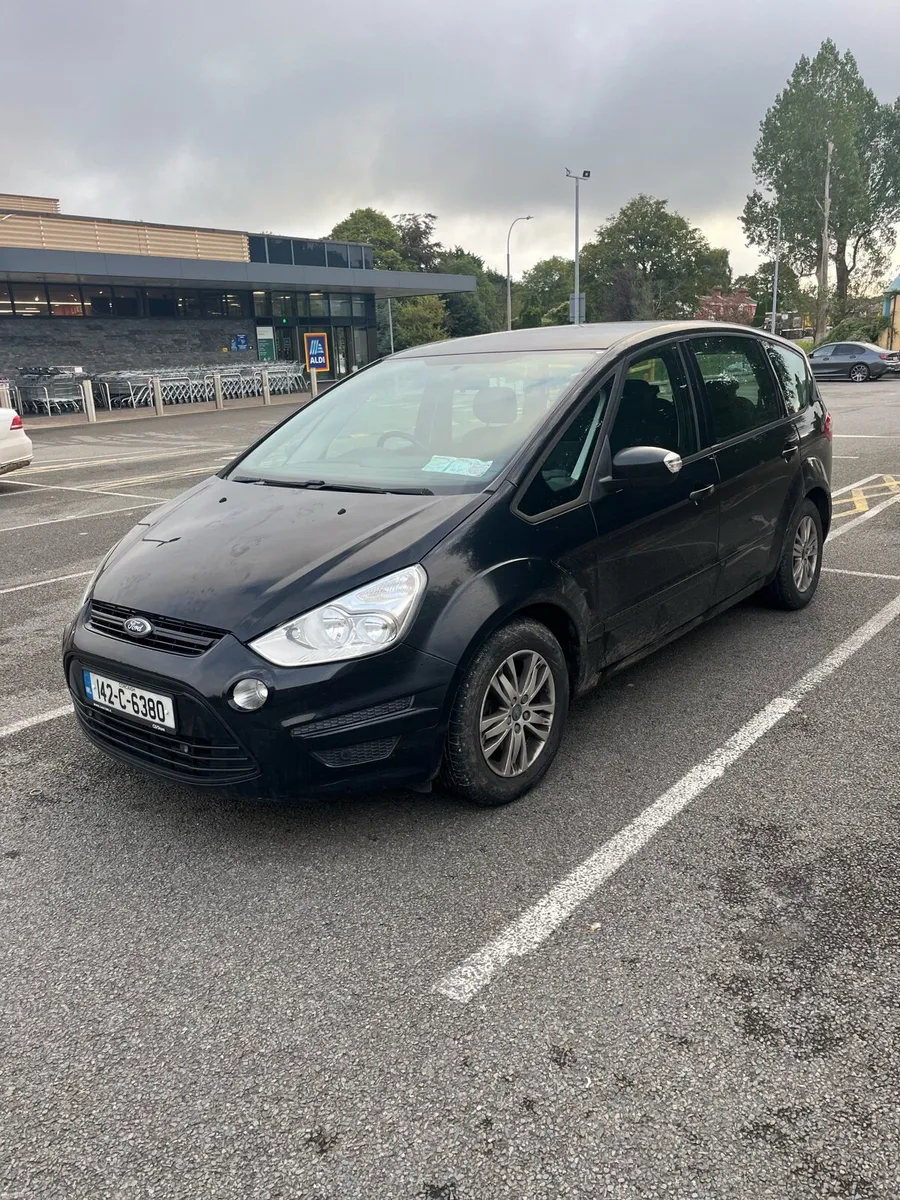 2014 (142) Ford S-Max. Black. - Image 1