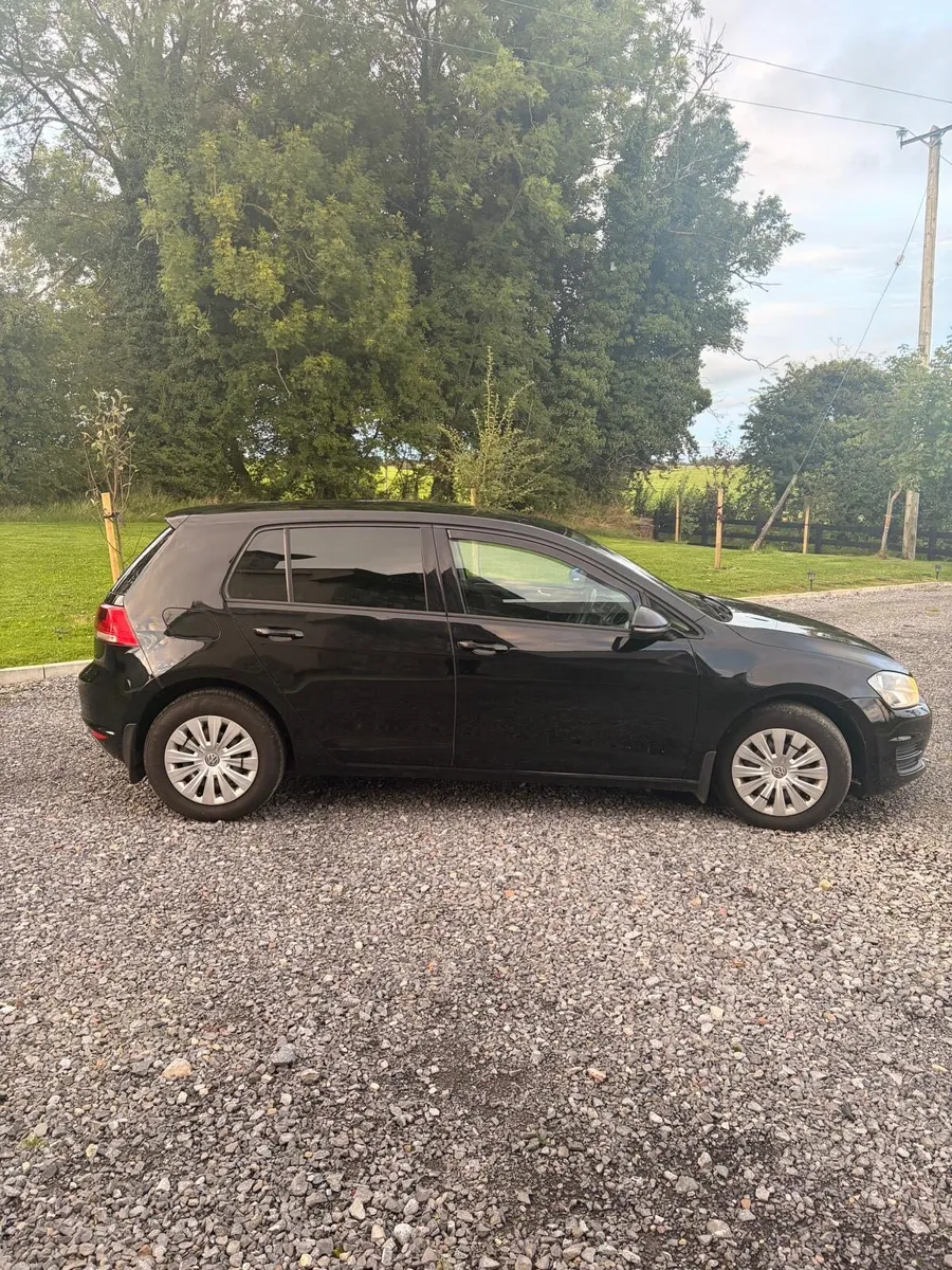 2013 Volkswagen Golf 1.6TDI BLUEMOTION - Image 2