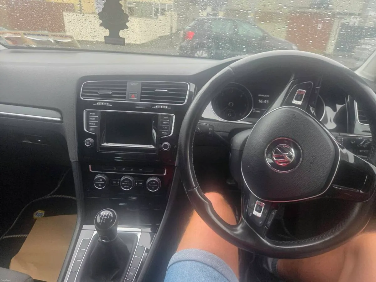 VW Golf 1.6 TDI Highline 110BHP – Immaculate – NCT - Image 3