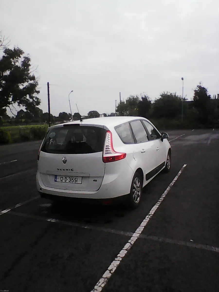 Renault Grand Scenic 2012 - Image 2