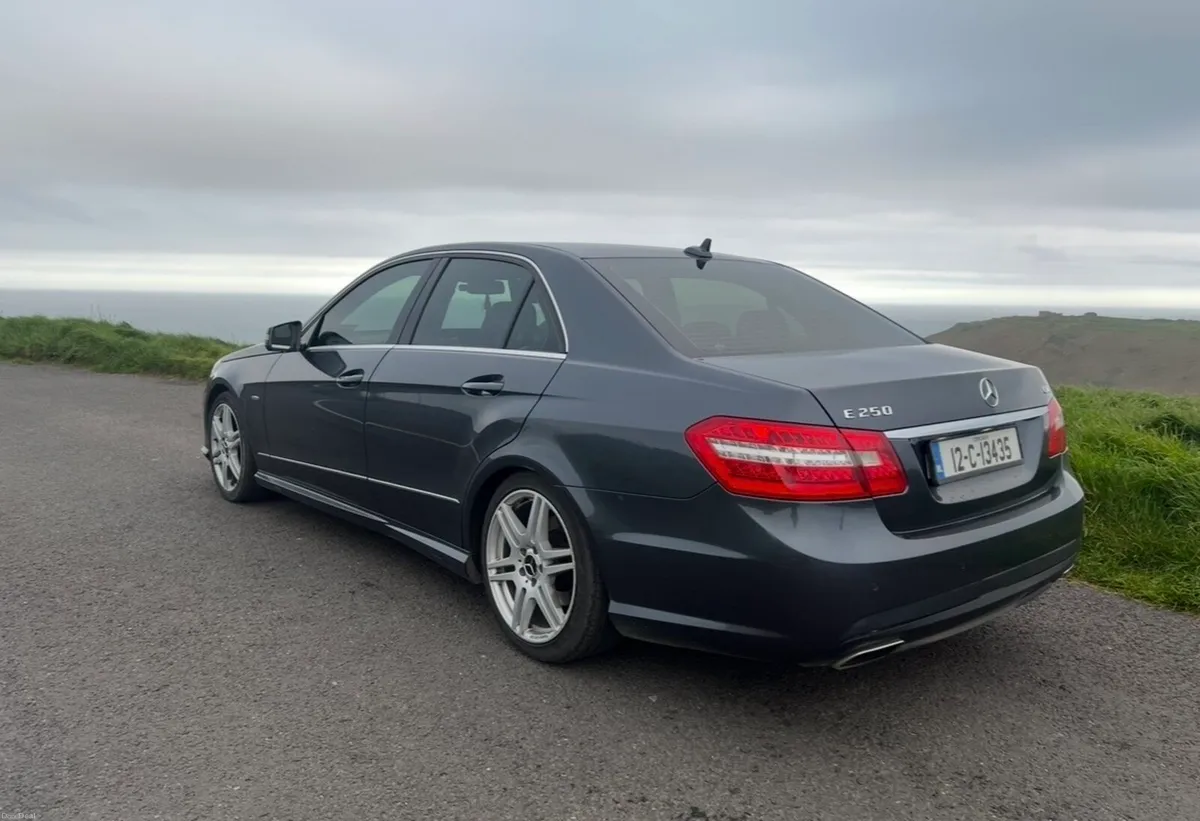 mercedes benz e250 e class - Image 6