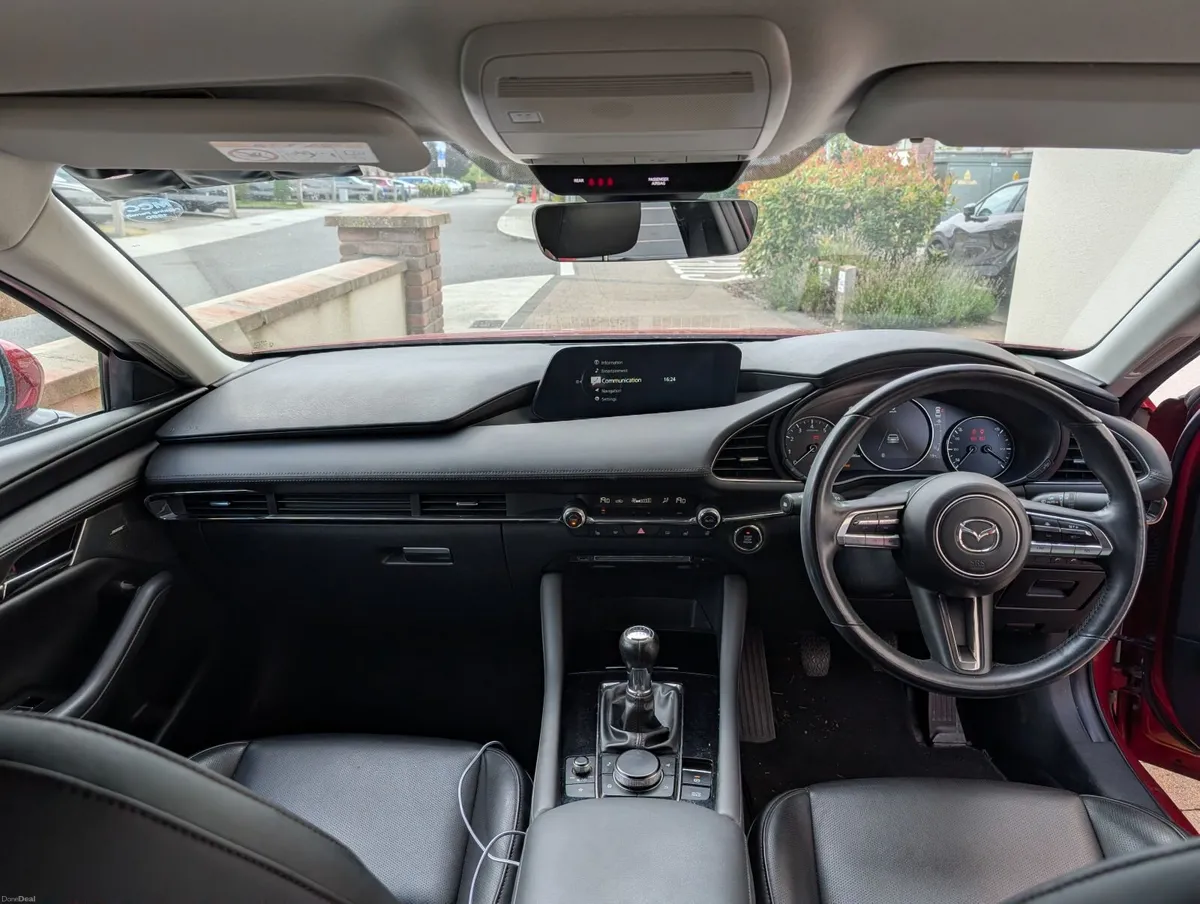 Mazda3 2020 2.0 Petrol MT 186hp TopSpec Full Leath - Image 4