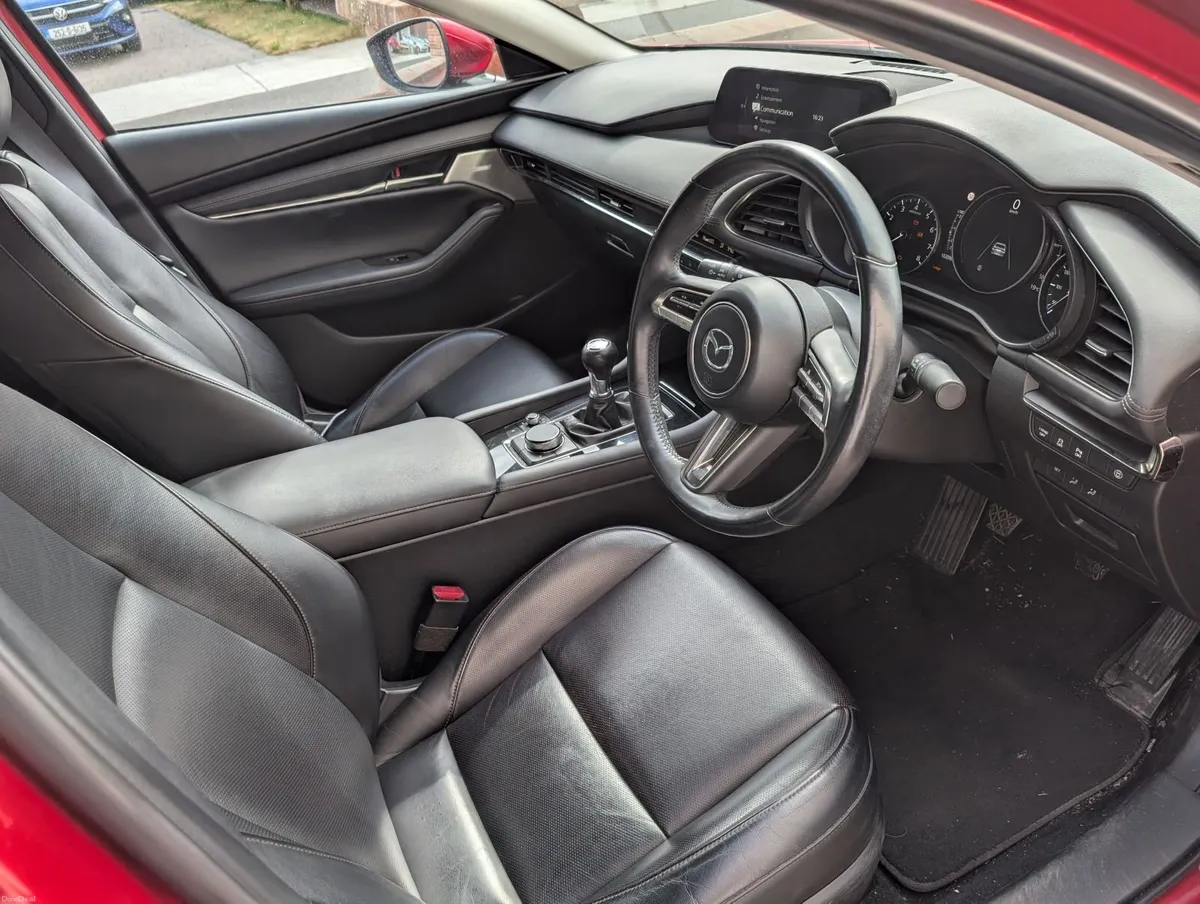 Mazda3 2020 2.0 Petrol MT 186hp TopSpec Full Leath - Image 3