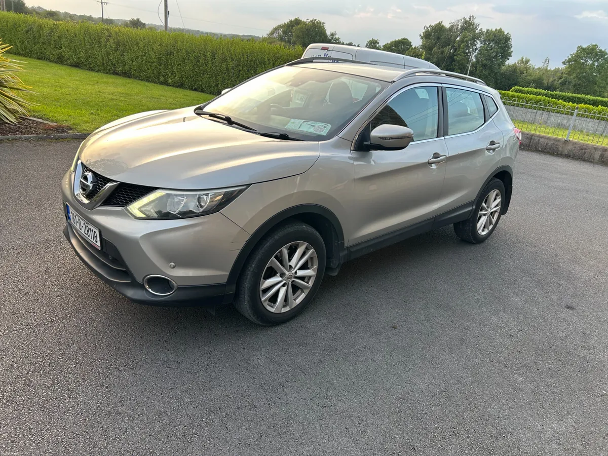 Nissan Qashqai Automatic SV 1.6 Diesel 2016 - Image 3