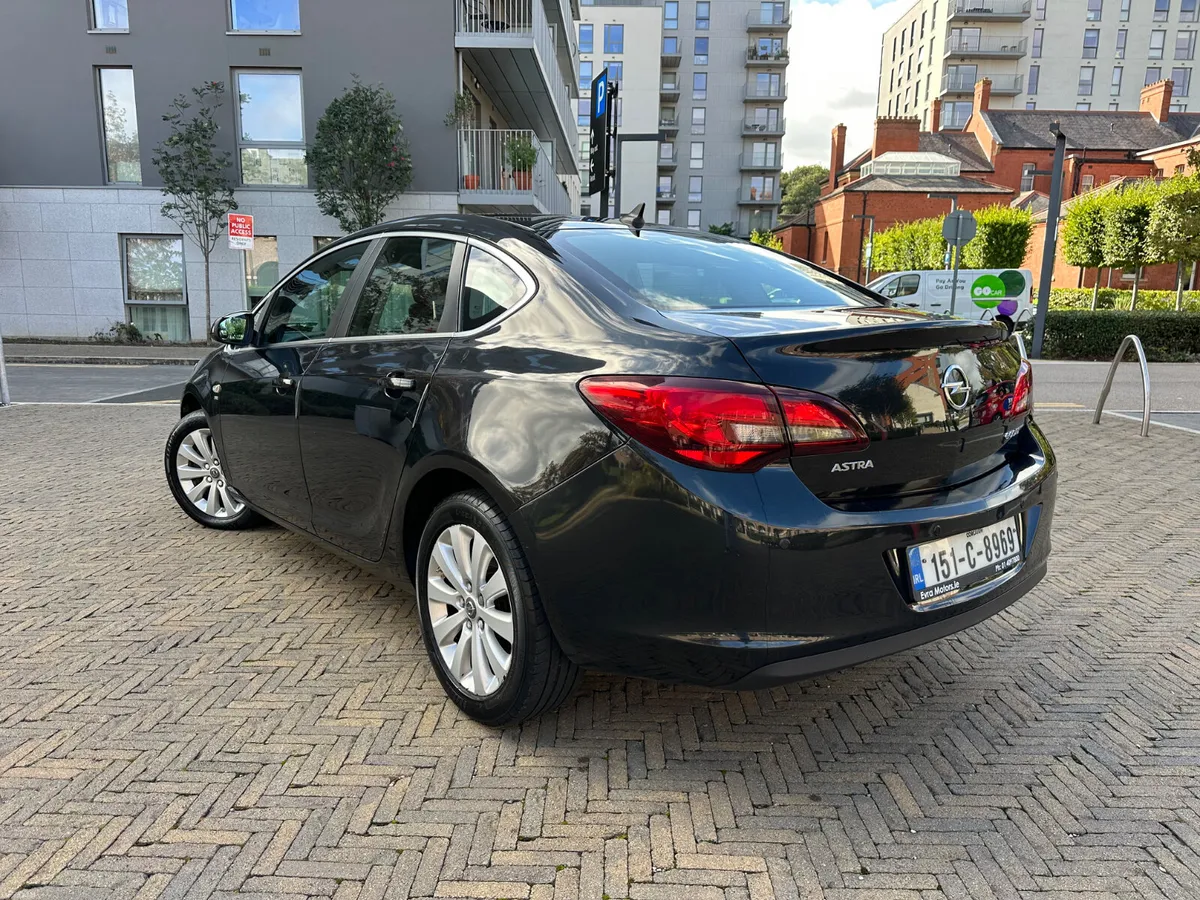 Opel Astra 2015 - Image 4