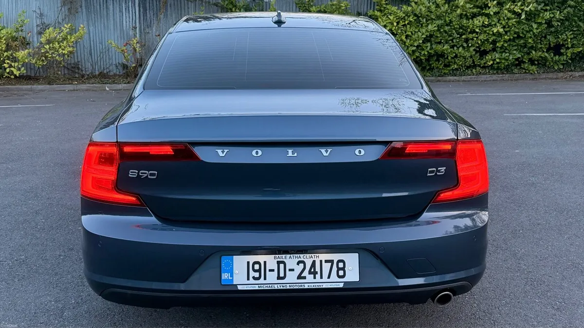 Volvo S90 D3 2019 - Image 6