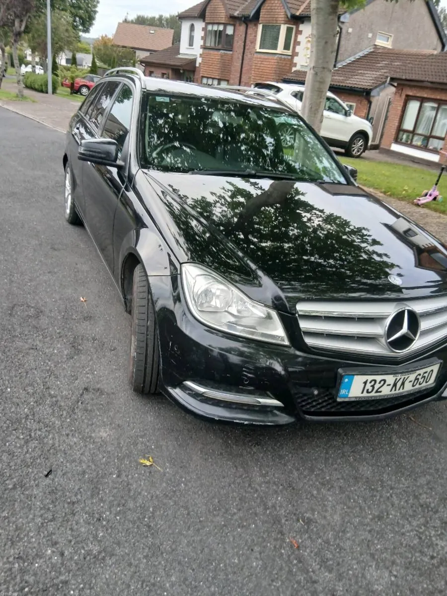 2013 mercedes estate - Image 1