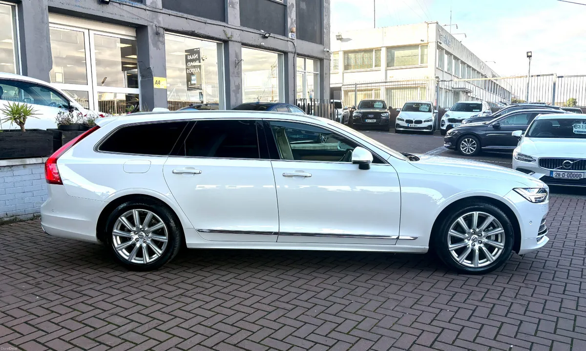 2020 VOLVO V90 D4 INSCRIPTION - Image 3