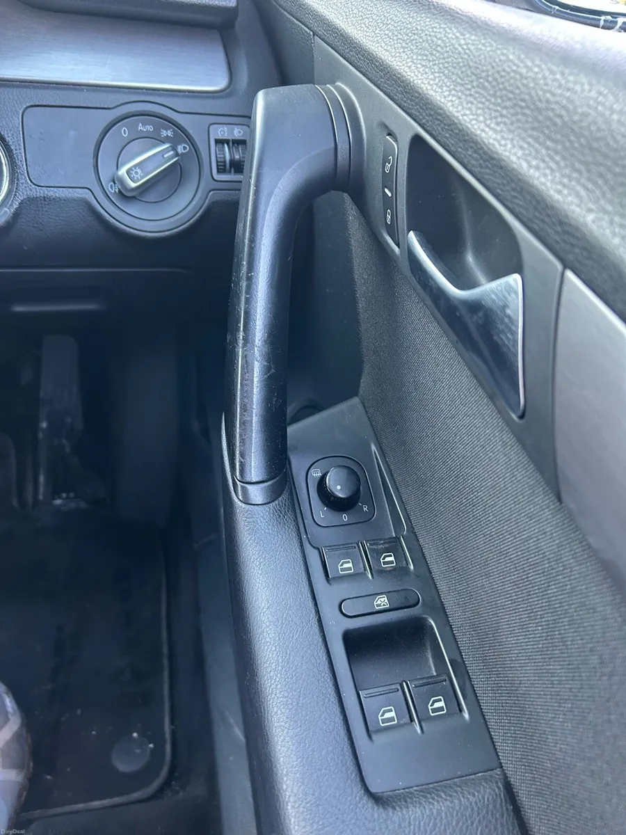 2013 VW PASSAT 2.0 litre TDI - Image 6