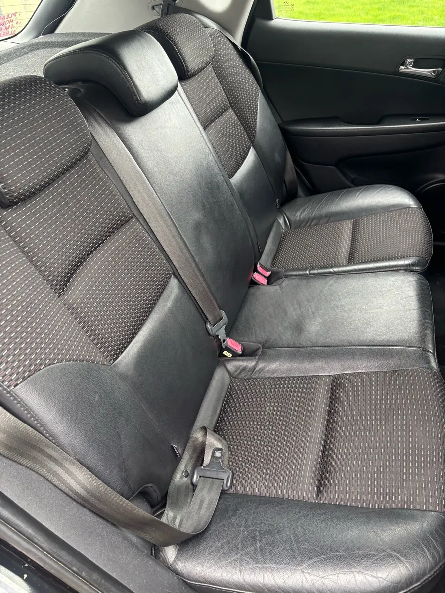 Hyundai i30 - Image 6