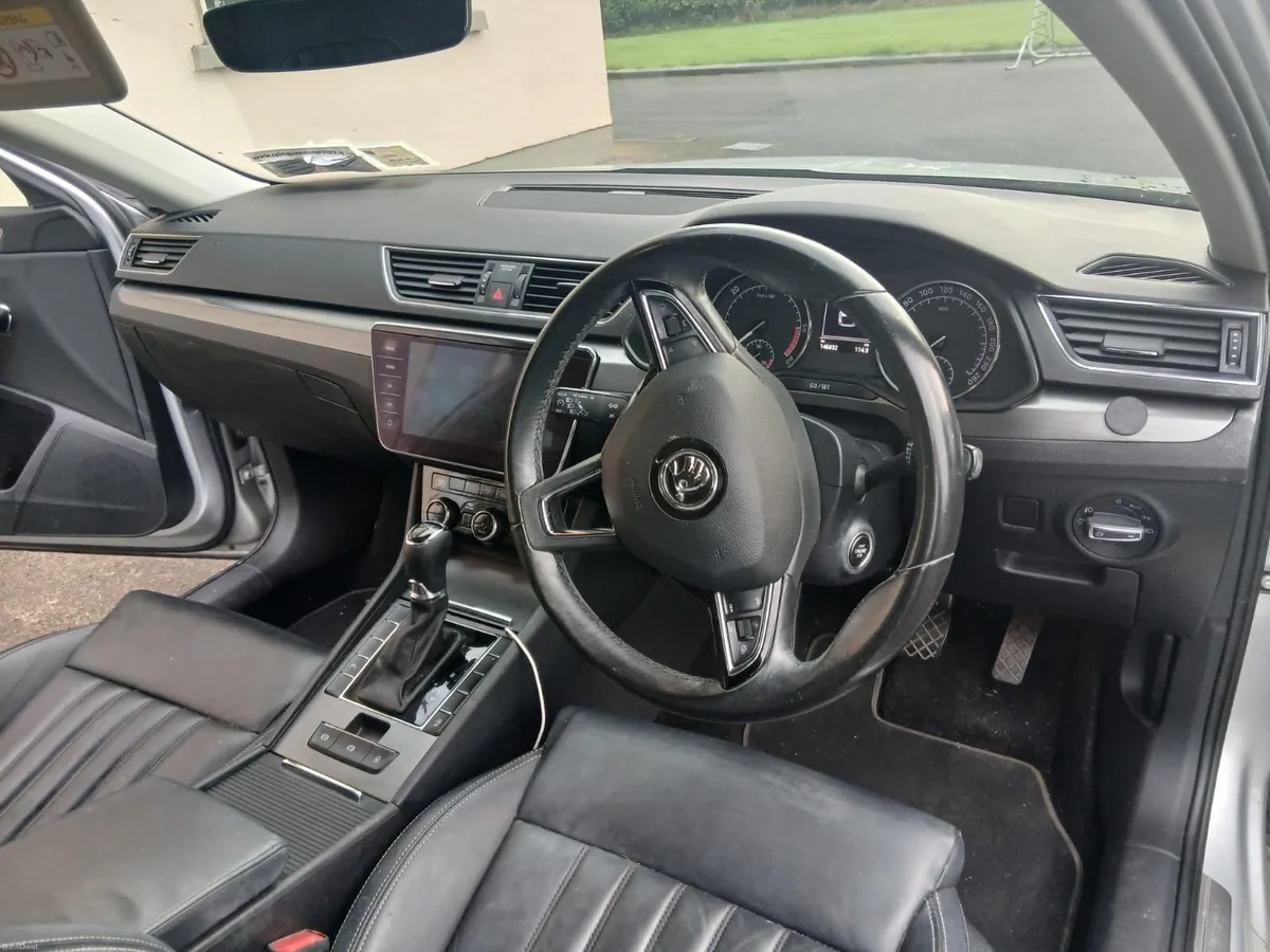 Skoda Superb 2020 - Image 5
