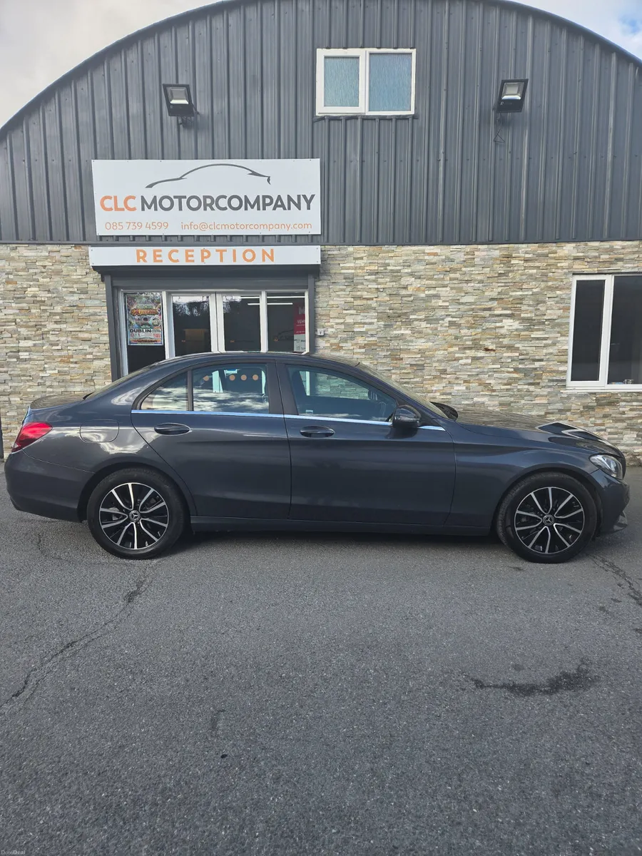 Mercedes-Benz C-Class 2016 - Image 2