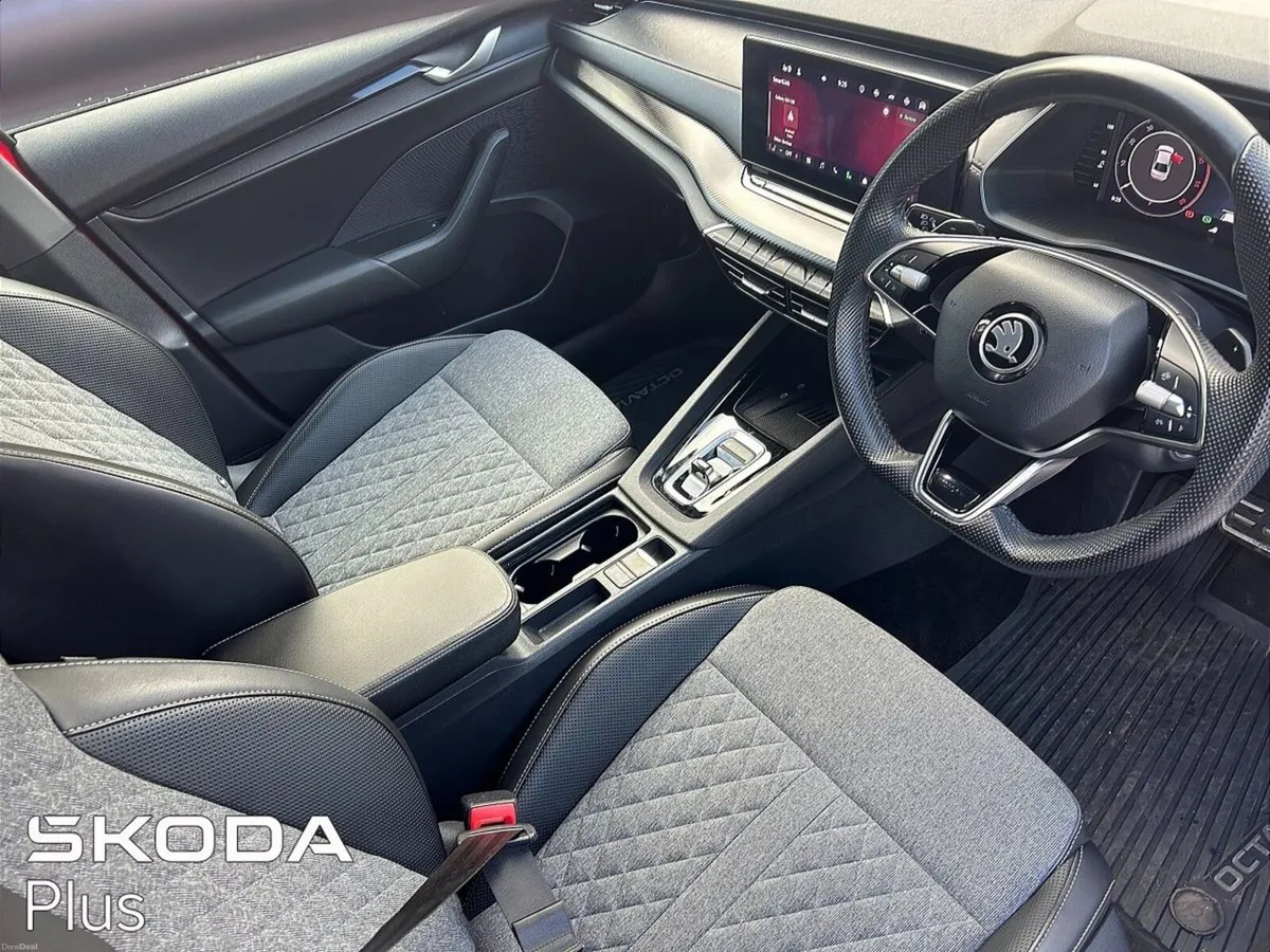 Skoda Octavia Sportline 2.0TDI 150HP DSG - Image 2