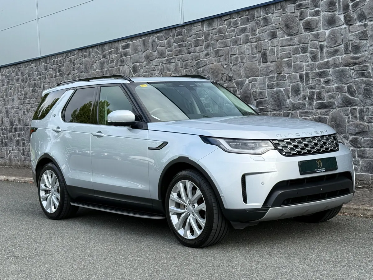 2021 Land Rover Discovery 5 D300 SE SD6 2 Seat Com - Image 5