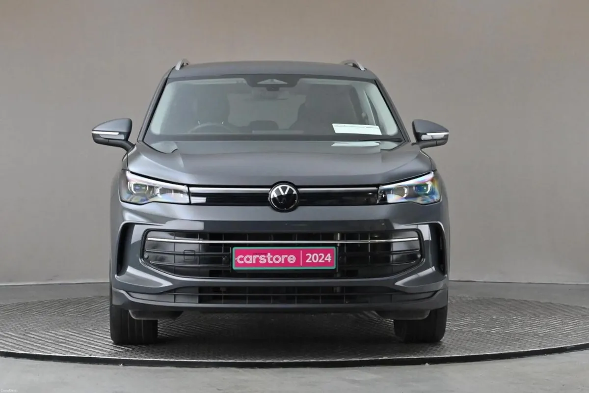 Volkswagen Tiguan 1.5 TSI DSG MATCH  PHEV IQ.LIGHT - Image 2