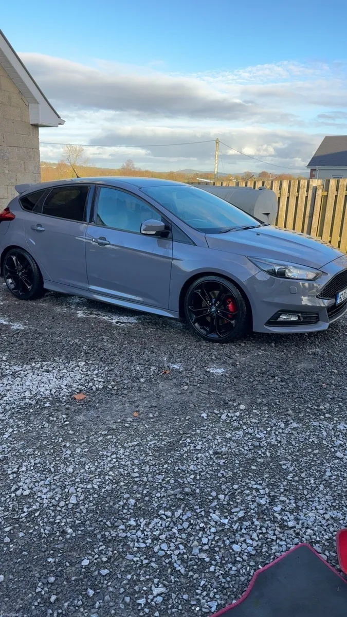 Ford Focus ST3 Stealth Grey 2015 185bhp 2.0TDCI - Image 1