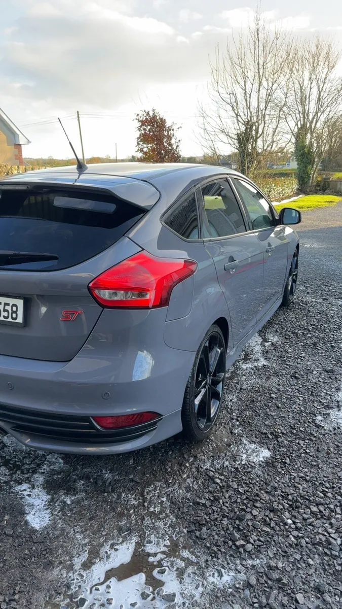 Ford Focus ST3 Stealth Grey 2015 185bhp 2.0TDCI - Image 5