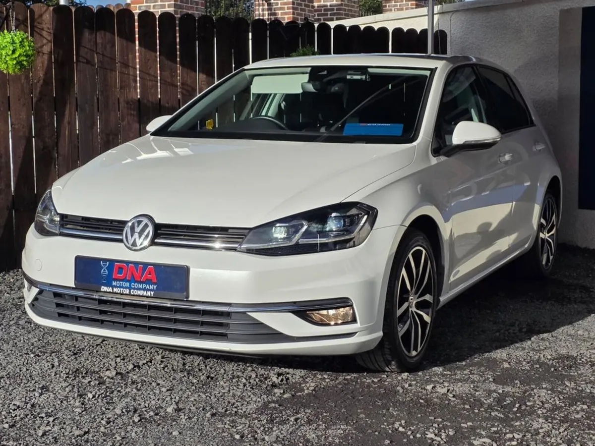Volkswagen Golf PEARL WHITE - AUTO - HIGHLINE - - Image 3